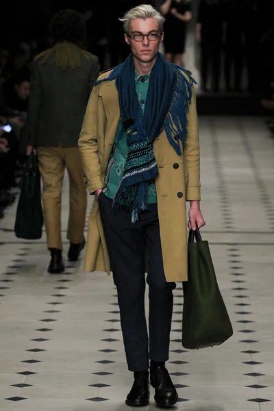 Look 5